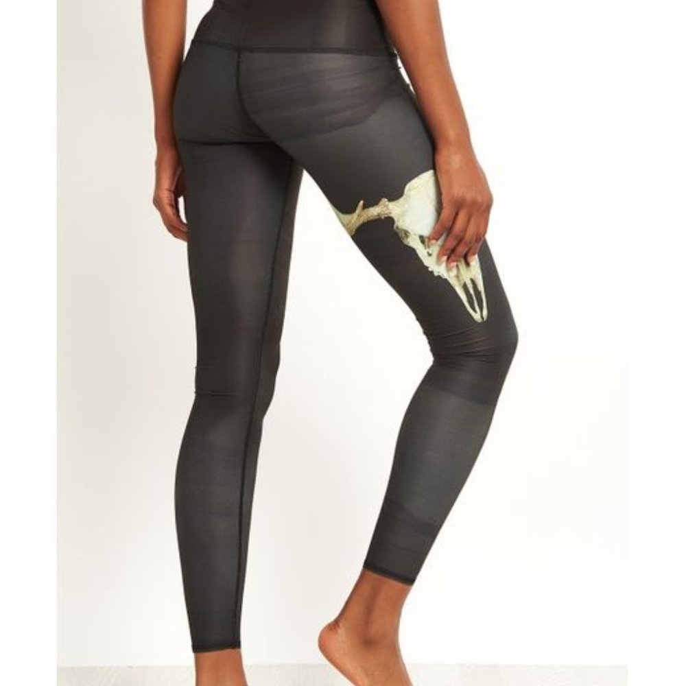 Teeki Deer Medicine Skull Charcoal Hot Yoga Pant Leggings
